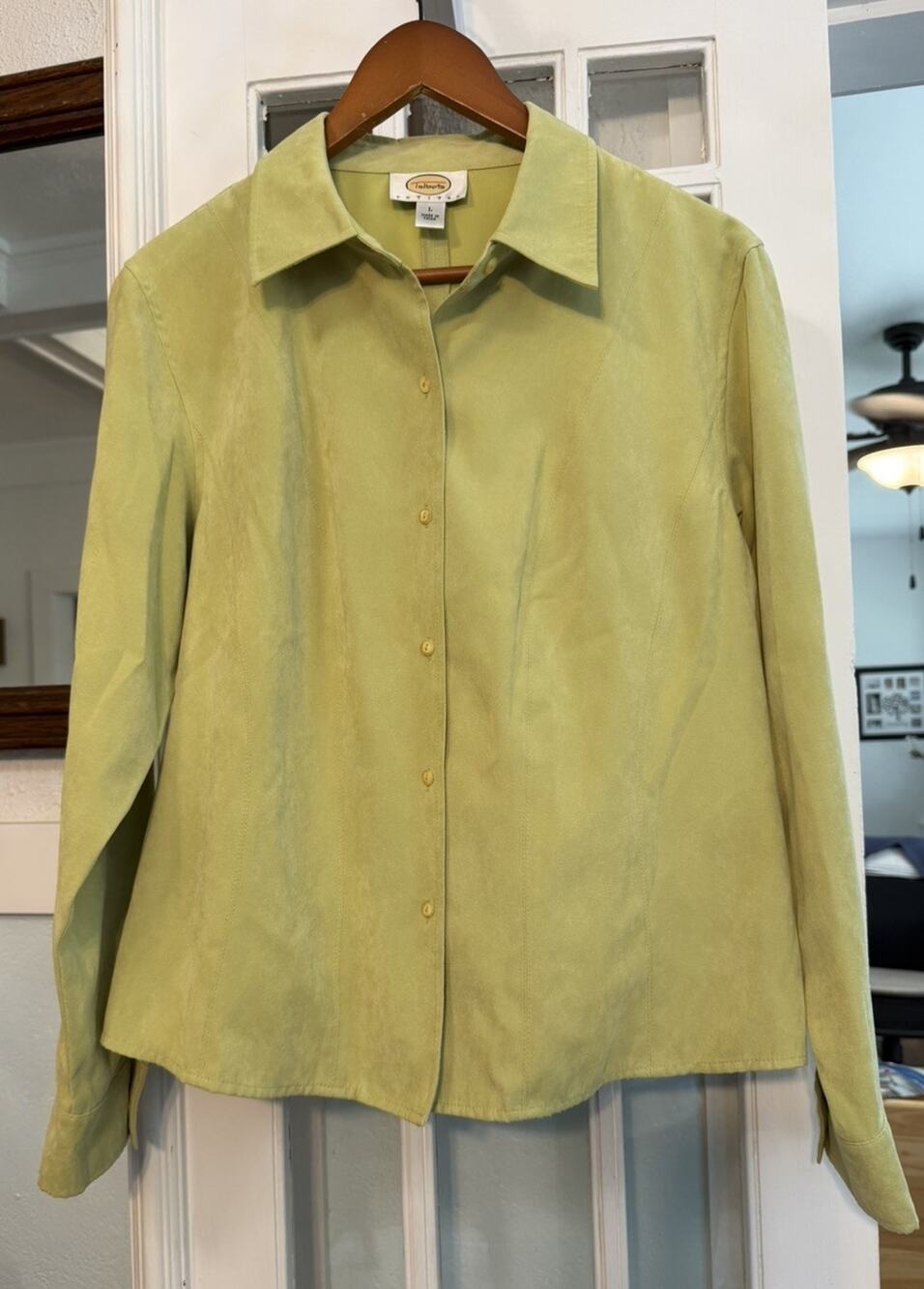 Talbots Faux Suede Women’s Size LButton Down Blouse Long Sleeve Green
